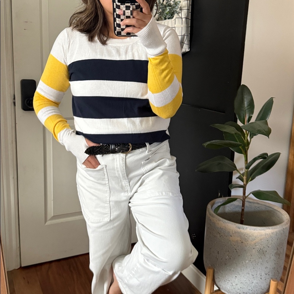 PAM & Gela Zip Back Color-Block Crew Sweater. S